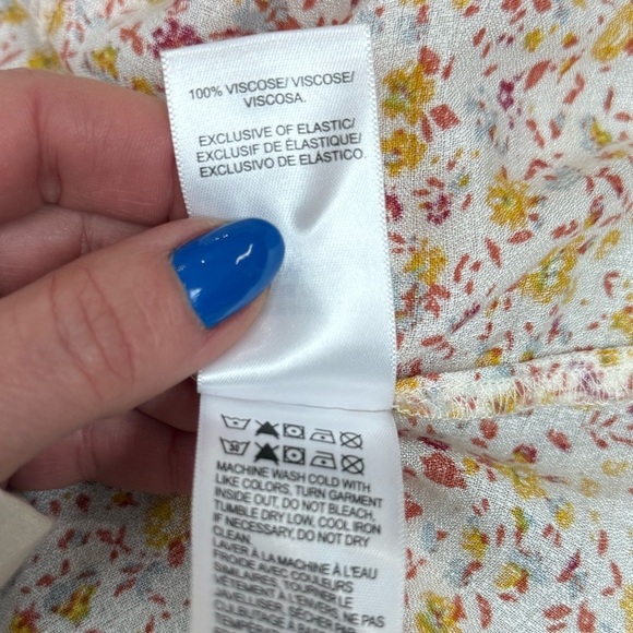 Lucky Brand Floral Pink and Orange Flowy Smocked Blouse, Size Medium - Picture 6 of 9